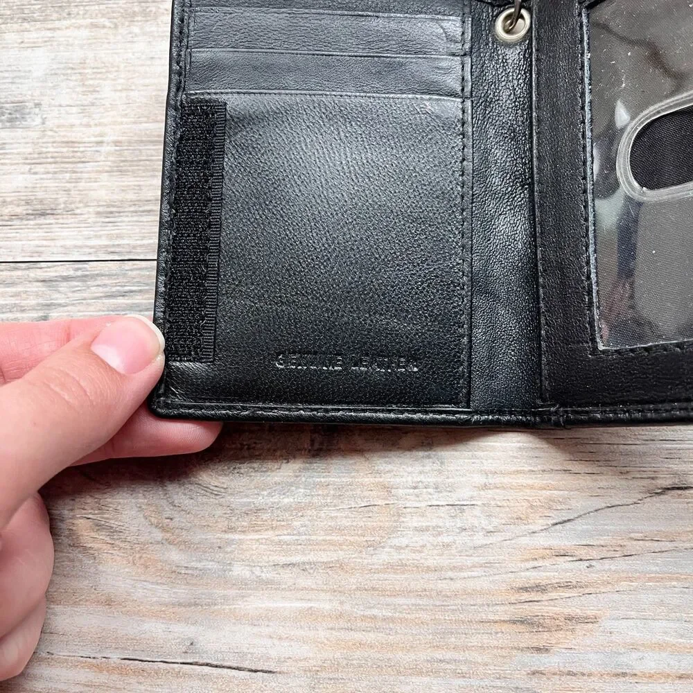 UW Madison Leather Wallet Black Embossed Badgers Keychain Wallet Minimalist
